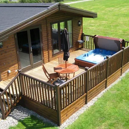 Wighill Manor Holiday park *